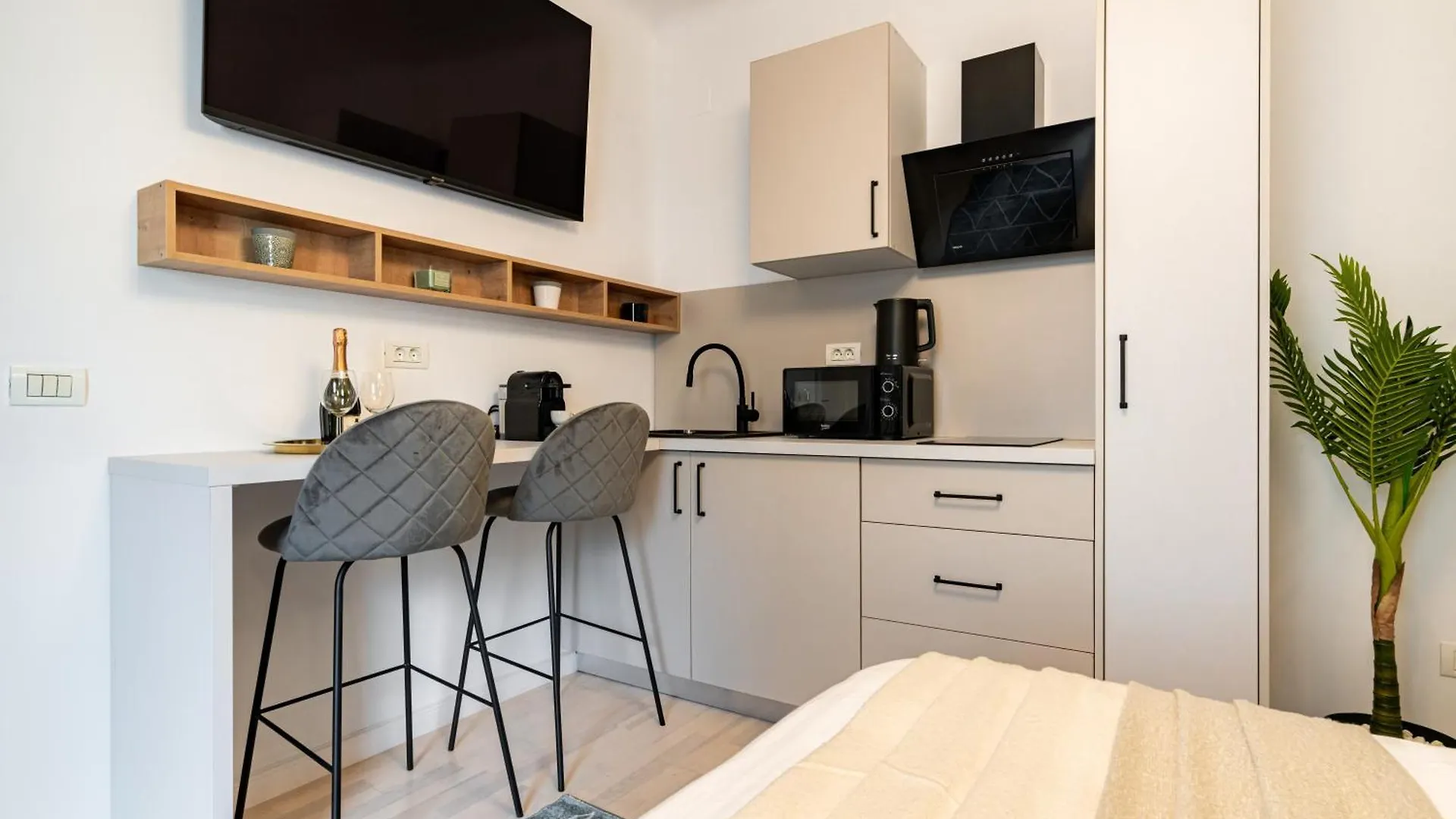 Bucharest Vibe Romana Square By Global Apartments
