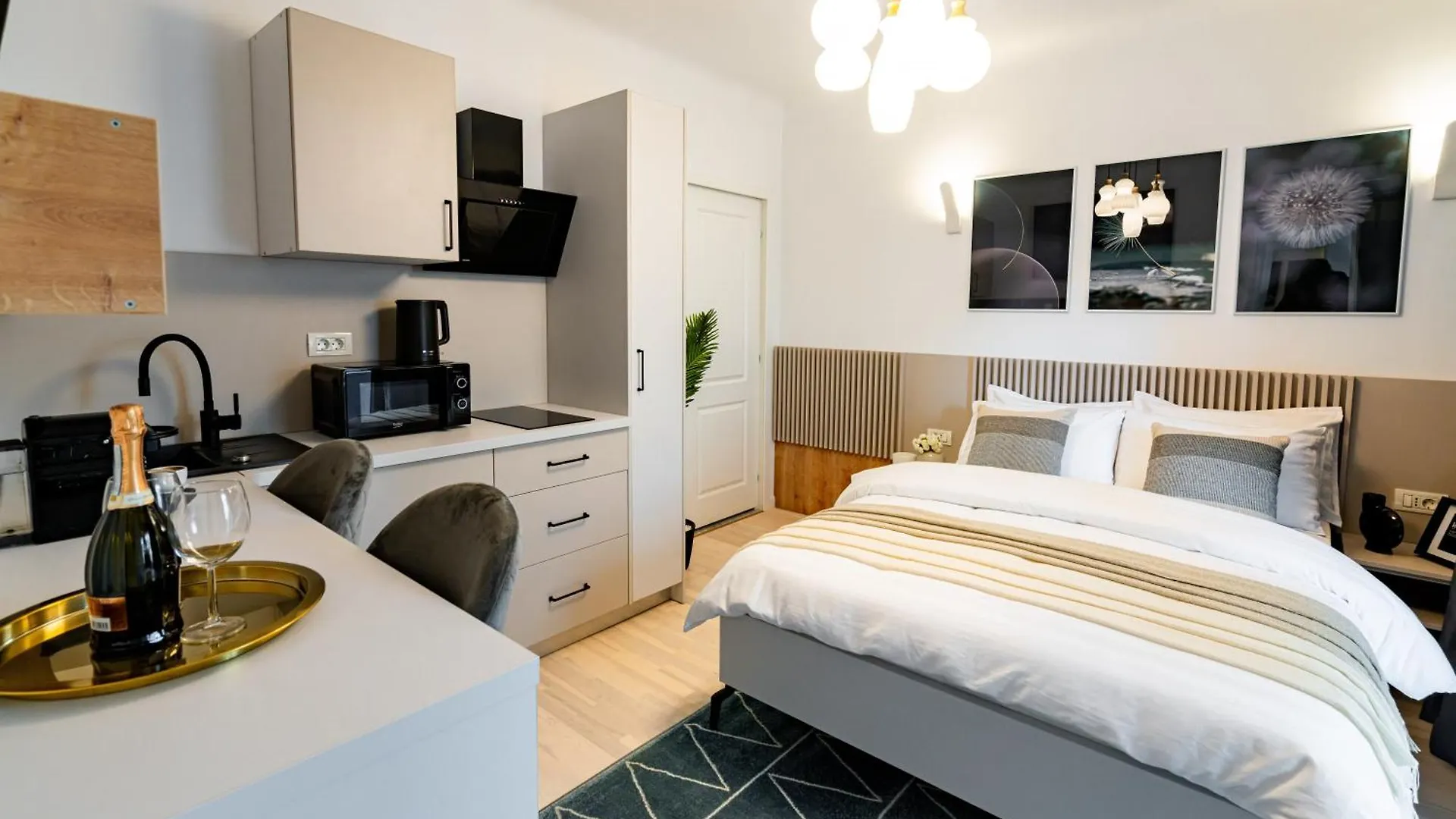 Bucharest Vibe Romana Square By Global Apartments